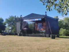Scena gotowa. Od godz. 18 start koncertów. Wstęp bezpłatny