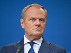Donald Tusk reaguje po tajemniczym spotkaniu Szymona Hołowni z PiS