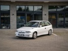 Opel Astra GSi 1994 – 62500 PLN – Bochnia