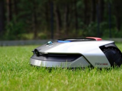 Recenzja Dreame A2. Arcydrogi robot koszący