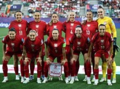 W Polsce zachwyty po przegranej piłkarek. Czy mecz Polek był reklamą kobiecego futbolu?