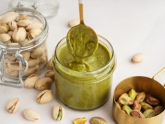 Pistacje są teraz wszędzie. Nie tylko w dubajskiej czekoladzie. Czym to skutkuje?