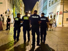 Działania służb w Krakowie. Celem było zapewnienie spokoju i porządku publicznego