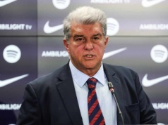 Pomocnik opuszcza Barcelonę. Wiadomo ile zarobi klub