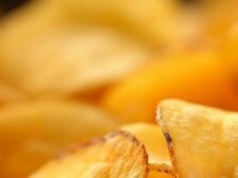 GIS ostrzega: Nie jedz tych chipsów. Mają za dużo węglowodorów