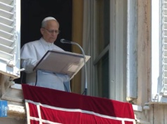 Papież modlił się za rządzących. 
