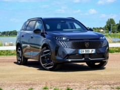 7 rzeczy, które pokochasz w Peugeot 5008. Zaletą jest nie tylko 7-miejscowe wnętrze