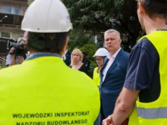 Odbudowa w Ząbkach na razie wykluczona. Od jednej decyzji zależy, czy da się cokolwiek uratować