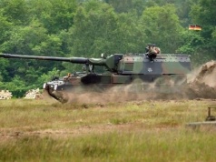 Poniedziałkowy przegląd mediów; Niemcy to pytanie o przyszłość Europy; Dlaczego Polska powinna mieć bombę atomową?