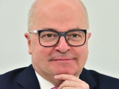 Tomasz Zimoch skrytykował spotkanie Hołowni i Bielana, potem dostał porażającego sms…