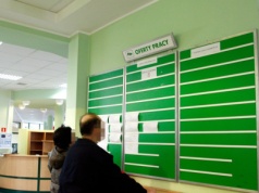 Hekatomba na rynku pracy. ChatGPT eliminuje te stanowiska. Liczba ofert spadła o 1/3