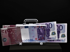 Próbowali wprowadzić CBDC i zaorać obywateli — ponieśli sromotną klęskę! Czy kryptowaluty uratują ich kraj?
