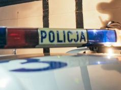 Przyszedł na widzenie z dzieckiem. Zabrał córkę i zostawił z kolegą. Policjanci odkryli coś jeszcze