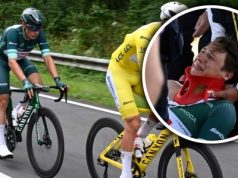 Koszmarny upadek na trasie Tour de France. Kolarz odniósł poważne obrażenia [WIDEO]