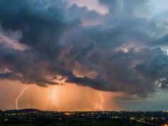 Niszczycielskie nawałnice nad Polską. Są ranni