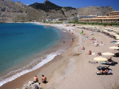Rodos stanie się „autentycznym kierunkiem turystycznym”. Jak to zrobi?
