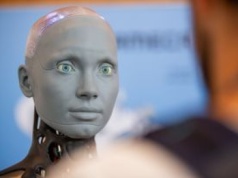 Była nadpalana i nakłuwana. Nowa "skóra" nadaje robotom ludzki charakter