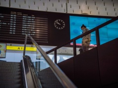 Odwołany lot? Nie panikuj! Oto 5 rzeczy, które warto zrobić od razu 