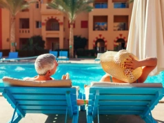 Nie tylko ciche plaże. Wyjątkowe miejsca w Polsce na wakacje dla seniora