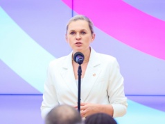 Nowacka komentuje wyniki matur. Zrzuca winę na poprzedników. 
