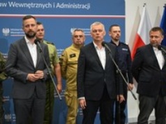 Siemoniak na chwilę przed nawałnicą. Mówił o najbliższych godzinach