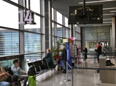Ważna atrakcja polskiego lotniska zamknięta. Turyści muszą zaczekać