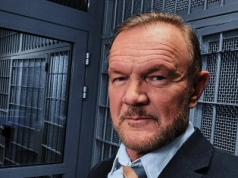 Cezary Pazura zrobił to naprawdę. Na koleżanki!