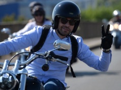 LwG i inne gesty motocyklistów. Znasz je wszystkie?