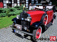 Motoryzacyjne klasyki znów zawitają na drogi regionu! 50 załóg na starcie międzynarodowego rajdu