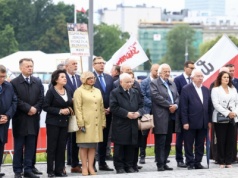 Kaczyński o "obrońcach granicy": Policja zwalcza osoby wykonujące patriotyczny obowiązek