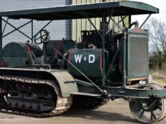 Kultowe ciągniki na aukcji. Rzadki traktor z wojny sprzedany za 370 tys. zł