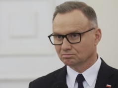 Dekadę skandali kończy fantazjami o wieszaniu. Andrzej Duda nisko wiesza poprzeczkę [OPINIA]