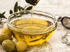 Eksperci wybrali najlepszą oliwę z oliwek. Ten tani produkt z supermarketu pobił markową konkurencję