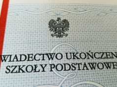Pilny komunikat MEN. Chodzi o rekrutacje i świadectwa z błędami