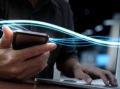 Prawie połowa z Was przepłaca za abonament i internet mobilny