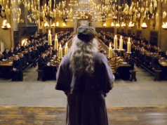 Hogwart w budowie. Nowe zdjęcia z planu Harry'ego Pottera pokazują Wielką Salę