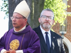 Skandaliczne słowa Grzegorza Brauna. Zareagował episkopat Polski