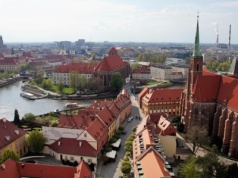 Stronnictwo pruskie na Uniwersytecie Wrocławskim? Polskie godło zastąpione portretem Fryderyka II