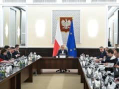 „Mamy coraz bardziej gierkowską propagandę sukcesu”. Polski boom gospodarczy skończy się wielkim „bum”