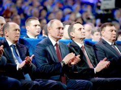 1234. dzień wojny. Czy Putin obrócił ster w dobrą stronę? Ważne pytania zza zamkniętych drzwi