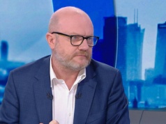 "To w swojej genezie chory system". Wiceszef MSWiA o "pakcie migracyjnym"