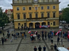 Na Rynku odbył się protest przeciwko nielegalnym imigrantom
