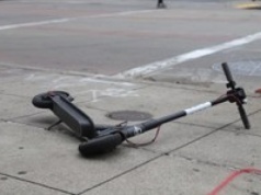 Groźny wypadek w Pszczynie. Nastolatek na hulajnodze wjechał w rowerzystę