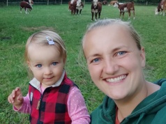 Emilia Korolczuk pokazała nowe zdjęcie córki. Laura to dziś kopia znanej mamy