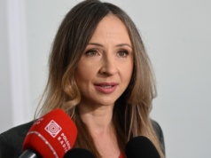 Ministerstwo zawiadamia prokuraturę. 