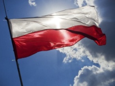 Będzie modyfikacja flagi, godła i hymnu? Ministerstwo Kultury powołuje zespół ekspercki