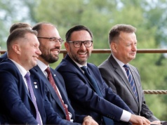 Politycy PiS zjechali na Jasną Górę. Obajtek zachwycony: 