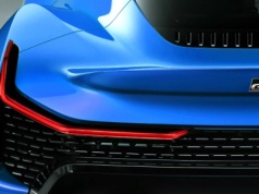 Nowa Toyota wróci do tradycji. Inni producenci mogą się uczyć