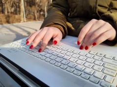 Laptop dla nauczyciela — nowe terminy i zasady ubiegania się o bon cyfrowy