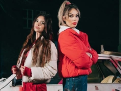 Tego jeszcze nie było! Topky mimo deszczu zagrały koncert w workach foliowych!